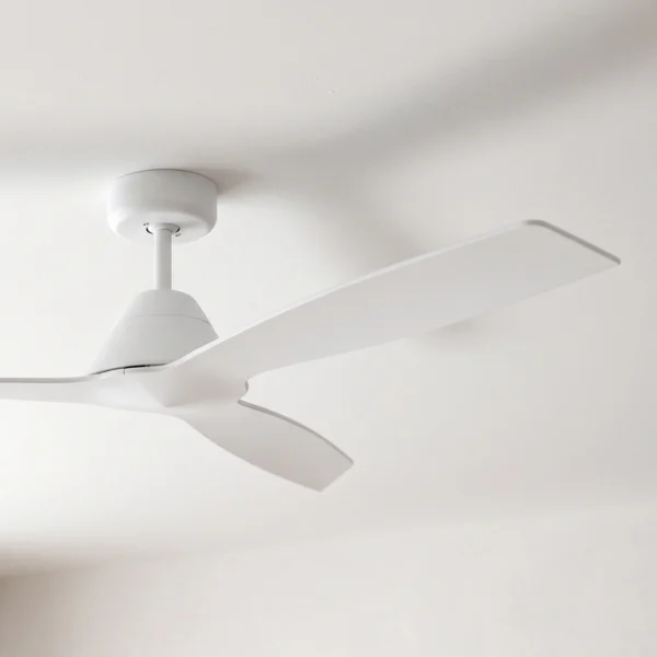 claro-dreamer-dc-ceiling-fan-52-white-zoomed