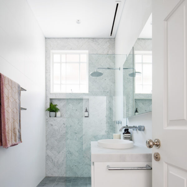 Expella Linear Slot Vent - 150mm Duct (White) - bathroom insitu